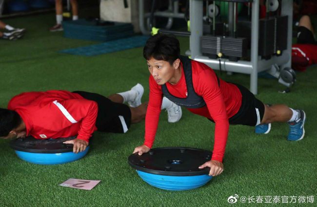 精子大战美女
